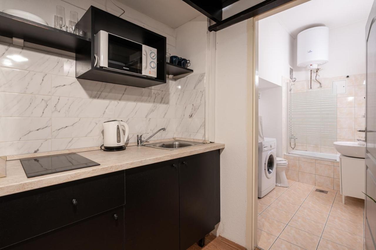 B8 - Grand Boulevard Cozy Apartment - Best Location By Bqa Budapest Exteriör bild